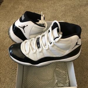 2011 Jordan concord 11’s/free Tracy McGrady jersey